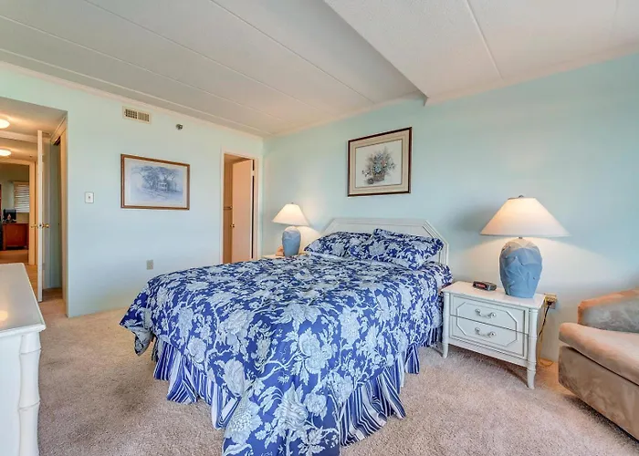 Ocean Front! Mid Town 2 Bedroom With Outdoor Pool In Sandpiper Dunes