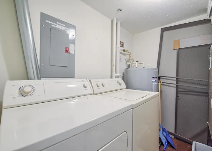 Сasa de vacaciones Ocean Front! Mid Town 2 Bedroom With Outdoor Pool In Sandpiper Dunes Ocean City